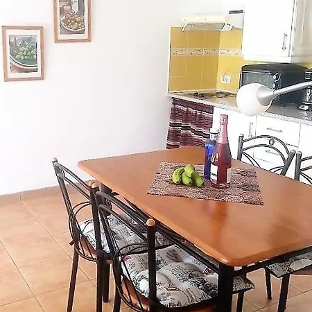 Great Views & Heated Pool - El Perenquen 2 *