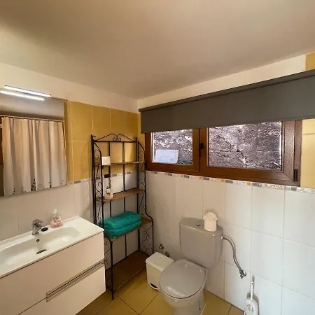 Great Views & Heated Pool - El Perenquen 2 Апартаменты *